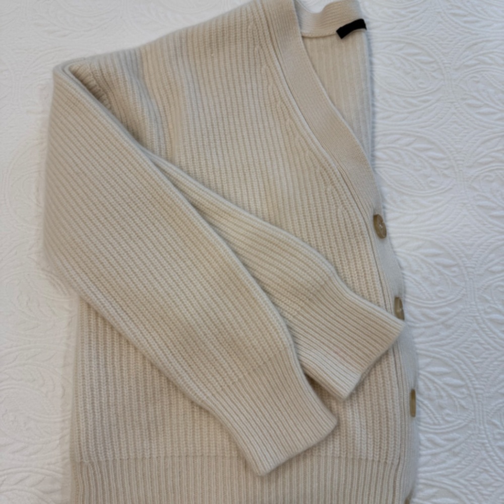 Jenni Kayne Cream Ribbed Button-Front Cardigan - Picture 4 of 4